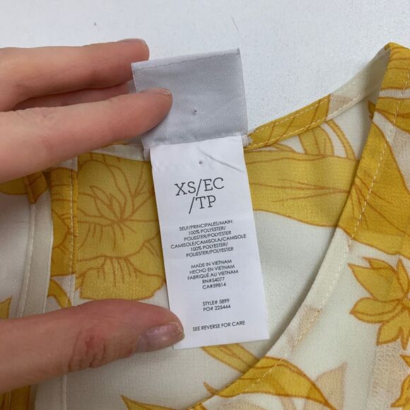 CAbi Blouse Womens XS Extra Small Yellow White Sunrise Floral Ruffle Cap Sleeves - Picture 7 of 11